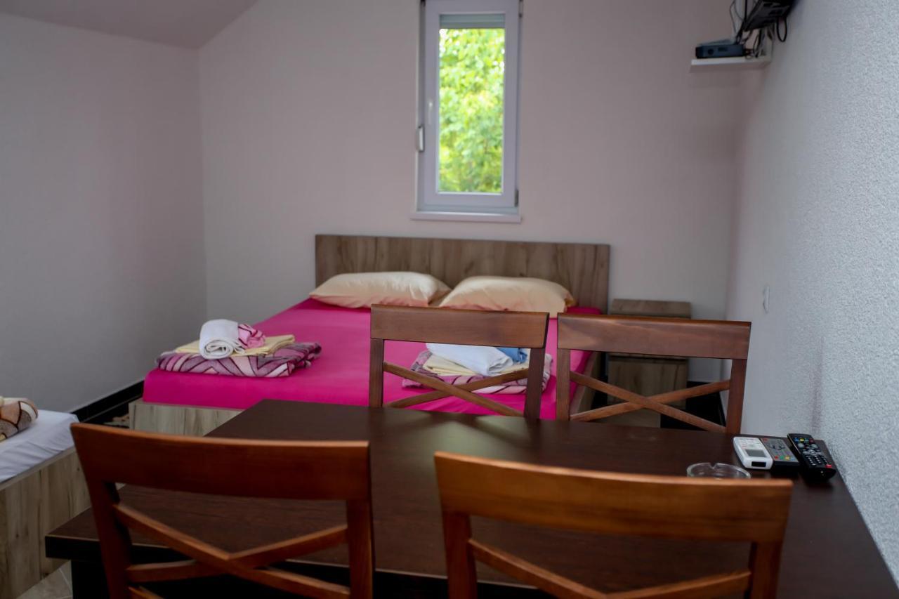 Apartments River Una 5 Bihac Ngoại thất bức ảnh